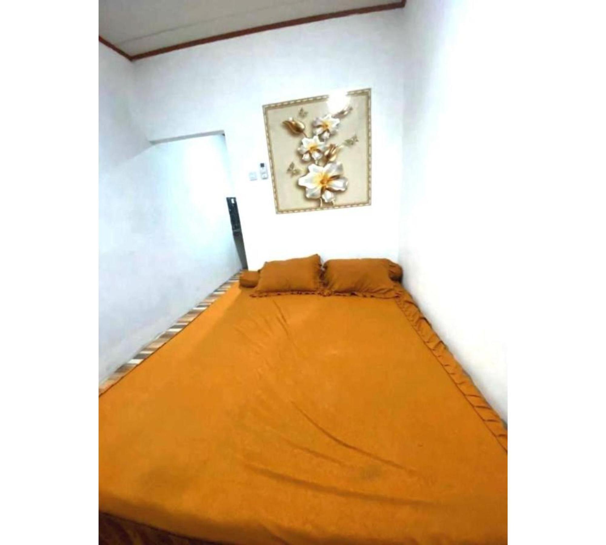 Express O 92147 Nia Residence Depok Esterno foto